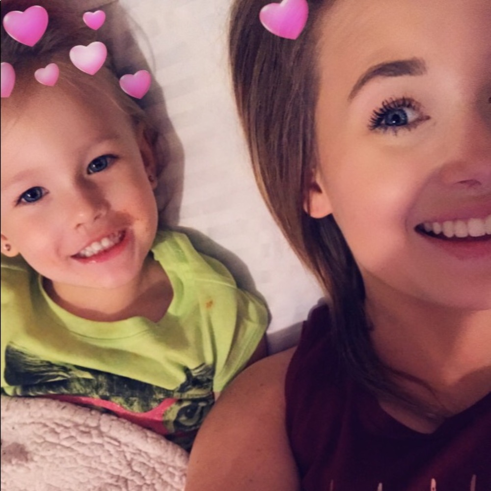 Meet your Posher, Alyssa